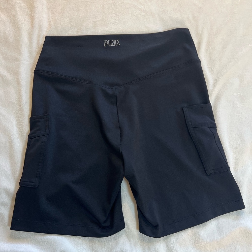 PINK Victoria's Secret‎ Women's Black Cargo Shorts Size Small